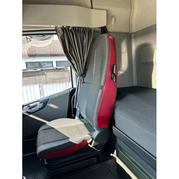 2017 فولفو FH 420-42775052