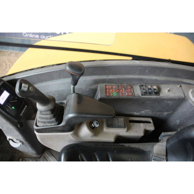 2016 Volvo ECR50D-42775229