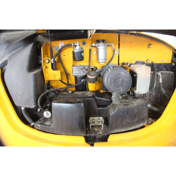 2013 JCB 8085-42775403