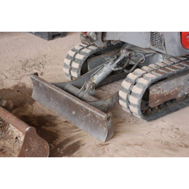 2014 YANMAR SV15-42775431