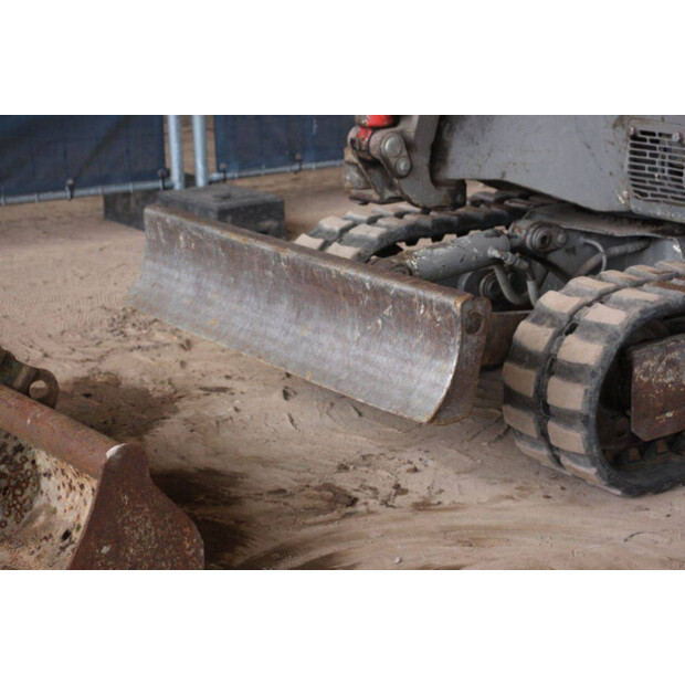 2014 YANMAR SV15-42775448