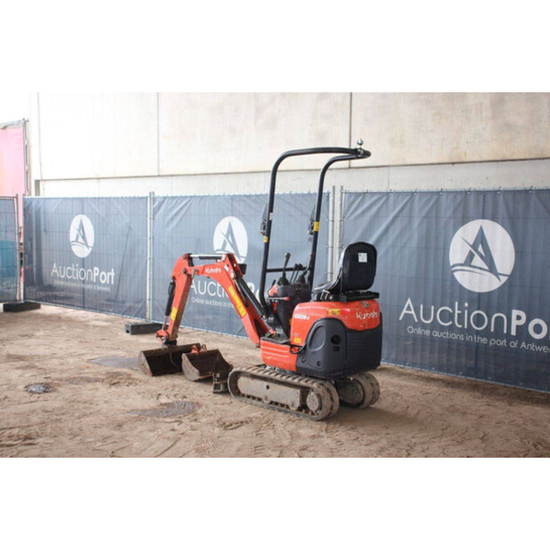 2021 KUBOTA K008-3-42775470