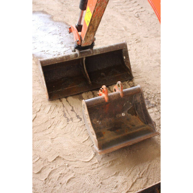 2021 KUBOTA K008-3-42775484