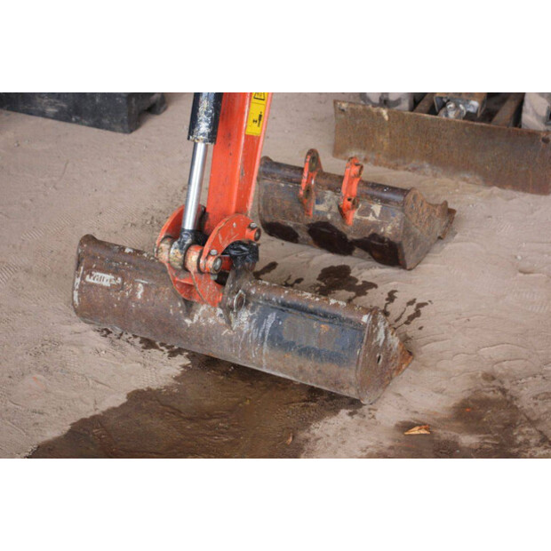 2021 KUBOTA K008-3-42775486