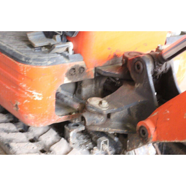 2021 KUBOTA K008-3-42775489