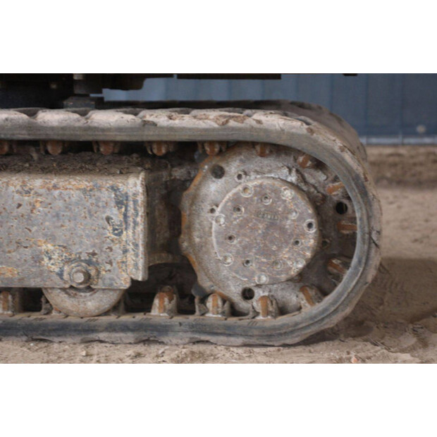 2021 KUBOTA K008-3-42775491