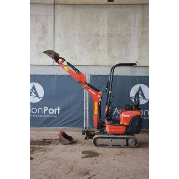 2021 KUBOTA K008-3-42775503