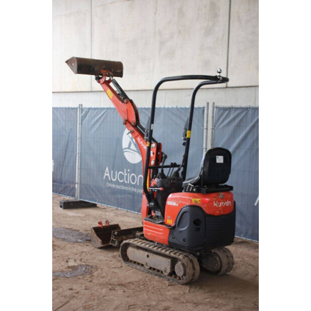 2021 KUBOTA K008-3-42775504