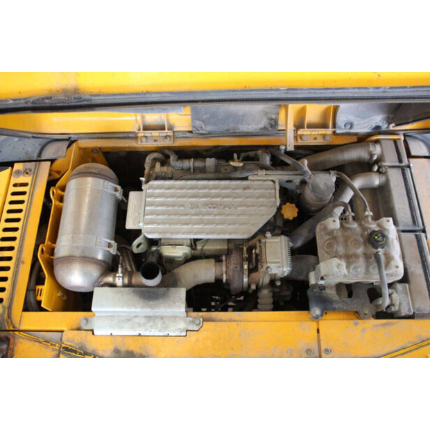 2019 JCB JS130LC-42775676