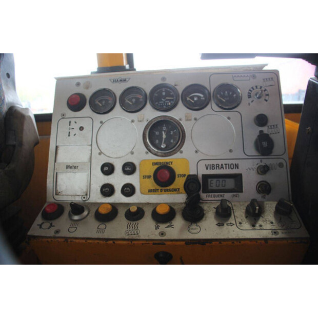 هام DV 8.42-42776113
