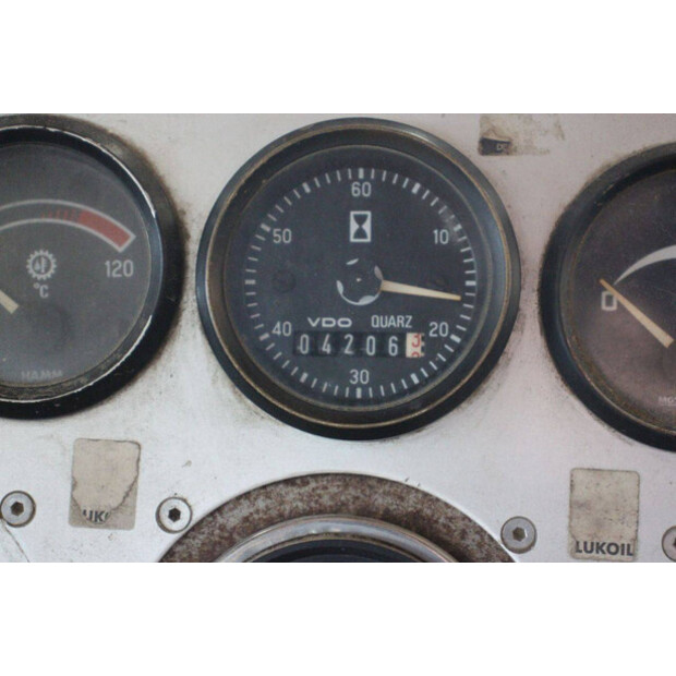 هام DV 8.42-42776116