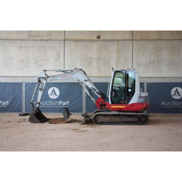 2017 TAKEUCHI TB250-42776481