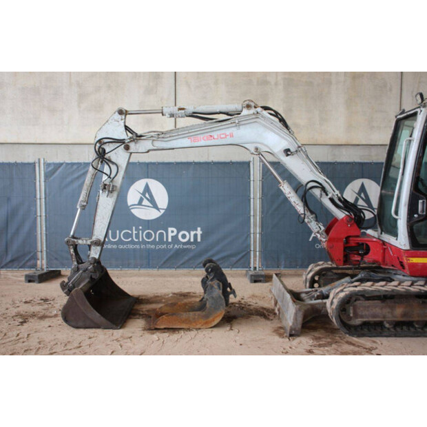 2017 TAKEUCHI TB250-42776488