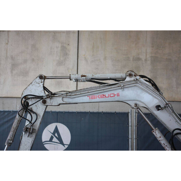 2017 TAKEUCHI TB250-42776490