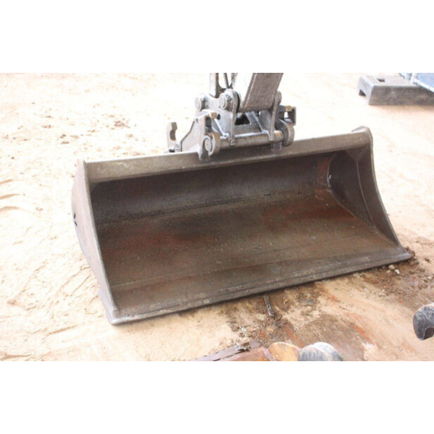2017 TAKEUCHI TB250-42776494