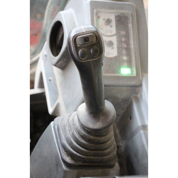 2017 TAKEUCHI TB250-42776513