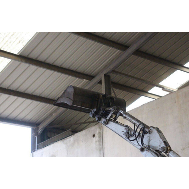2017 TAKEUCHI TB250-42776520
