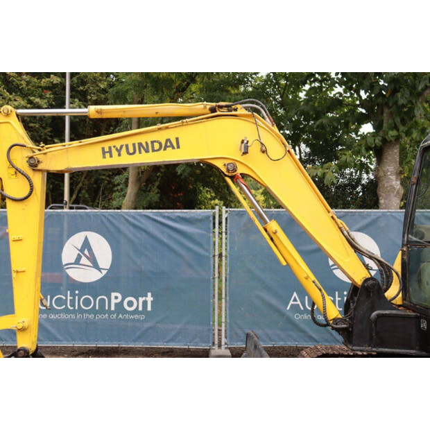 2013 Hyundai R55-7-42777424