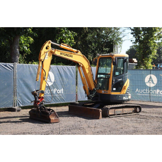 2015 Hyundai ROBEX 35Z-9-42777614