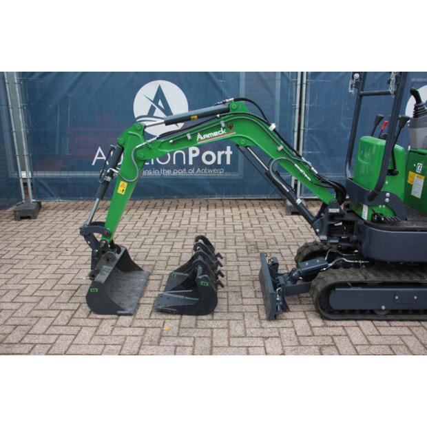 2025 Aameck F10-42778301