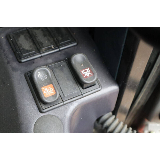 2019 Manitou MLT961-145V-42779348
