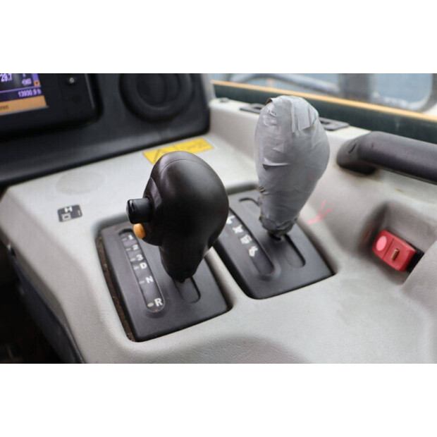 كاتربيلر 730C-42779529