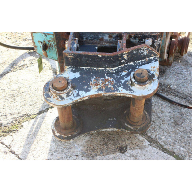 2012 MSB SG2200H-42779808