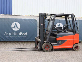 Image de CHARIOTS ÉLÉVATEURS 2015 Linde E30HL-01/600