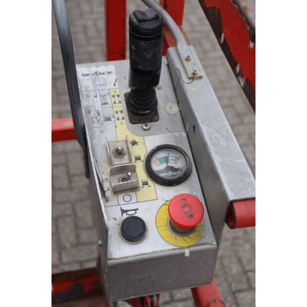 2016 SkyJack SJ III 3219-42781125