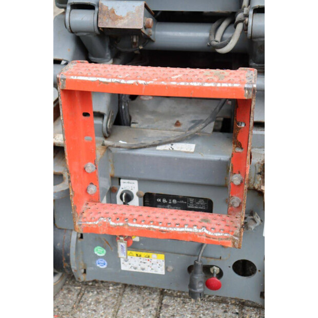 2016 SkyJack SJ III 3219-42781201