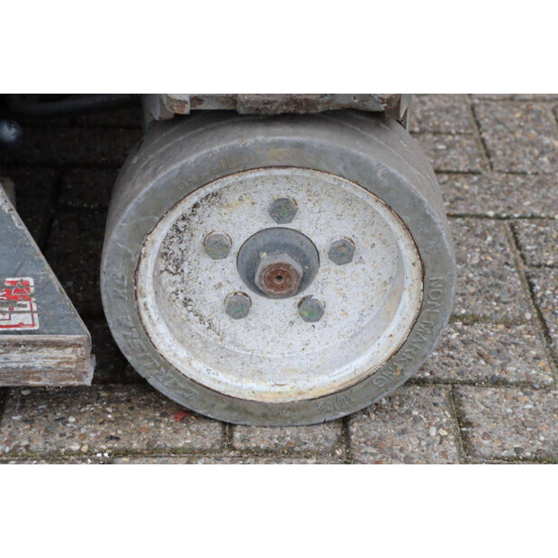 2015 SkyJack SJIII-3219-42781232