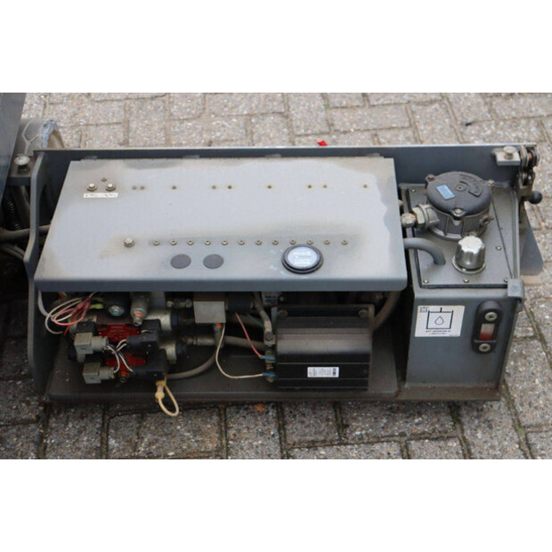 2016 SkyJack SJ III 3219-42781311