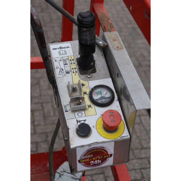 2016 SkyJack SJ III 3219-42781315