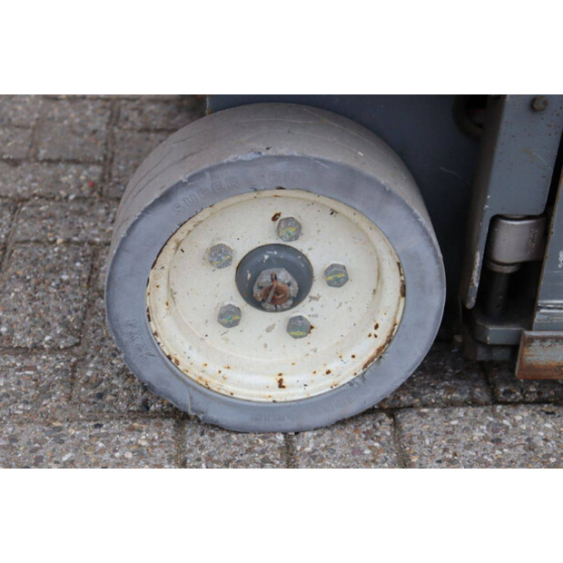2014 SkyJack SJIII-3219-42781360