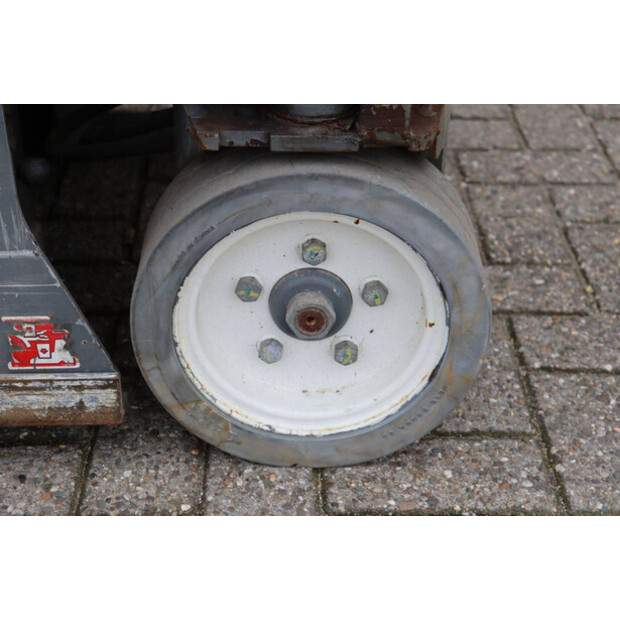 2014 SkyJack SJIII-3219-42781361