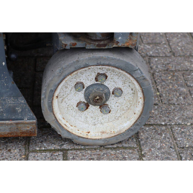 2016 SkyJack SJIII-3219-42781581
