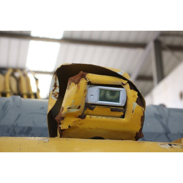 2011 كوماتسو PC210LC-8-42782407
