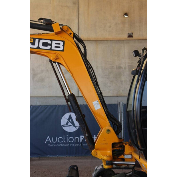 2013 JCB 8085-42782852