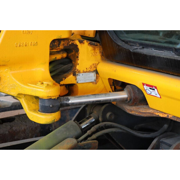 2013 JCB 8085-42782853