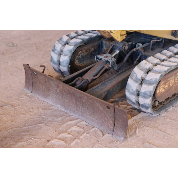 2015 Caterpillar 300.9D-42782925