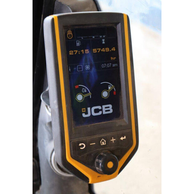 2016 JCB JS131LC-42783738