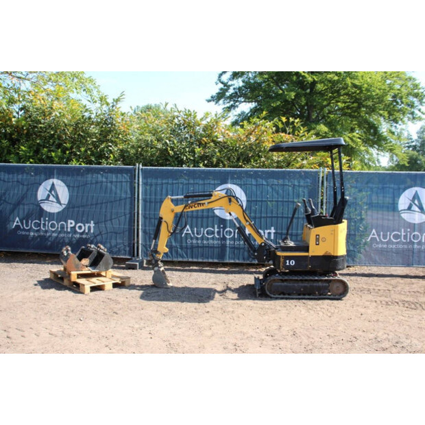 WCM Mini Excavator-42784067