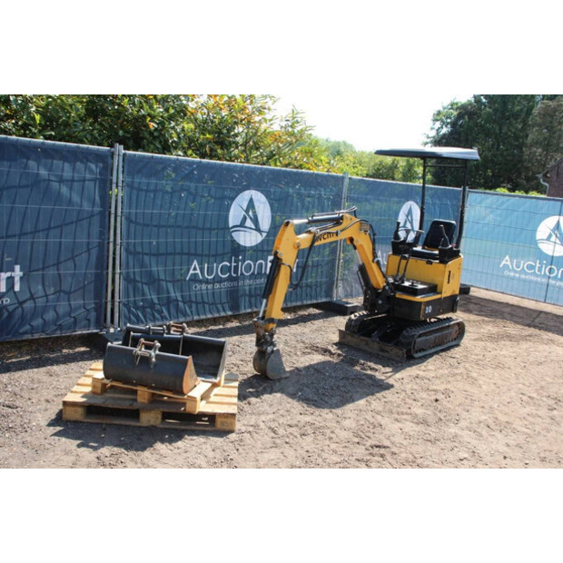 WCM Mini Excavator-42784073