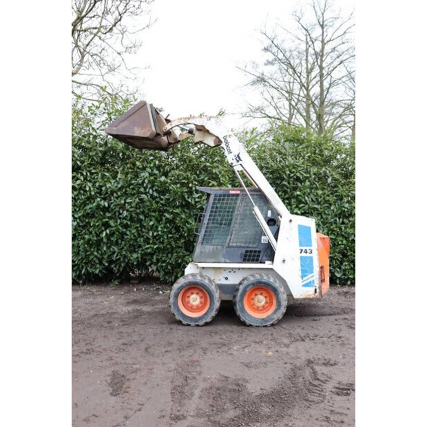 BOBCAT 743-42784536