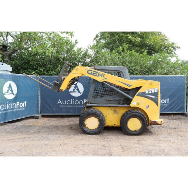 2014 Gehl R260-42784808