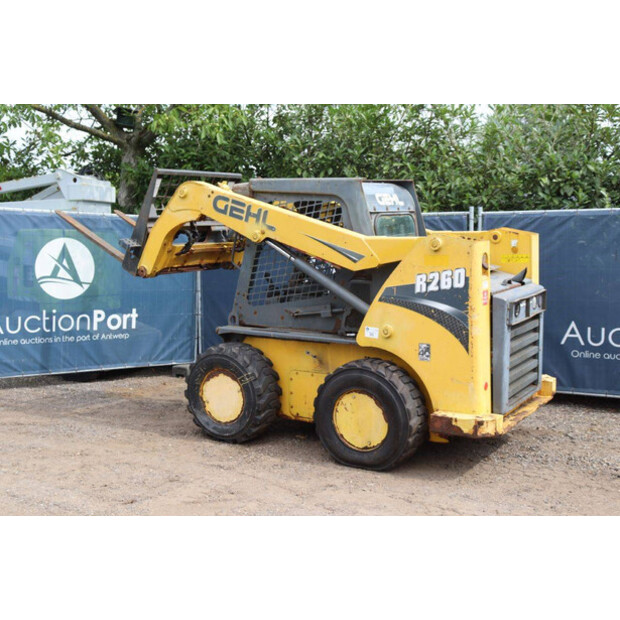 2014 Gehl R260-42784809