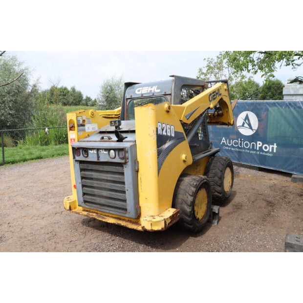 2014 Gehl R260-42784812