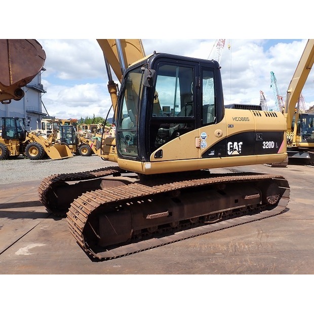 2007 Caterpillar 320DL-42785092