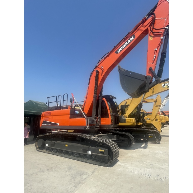 2025 Doosan DX300-42786597