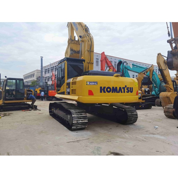 2021 Komatsu PC240-8N1-42786732